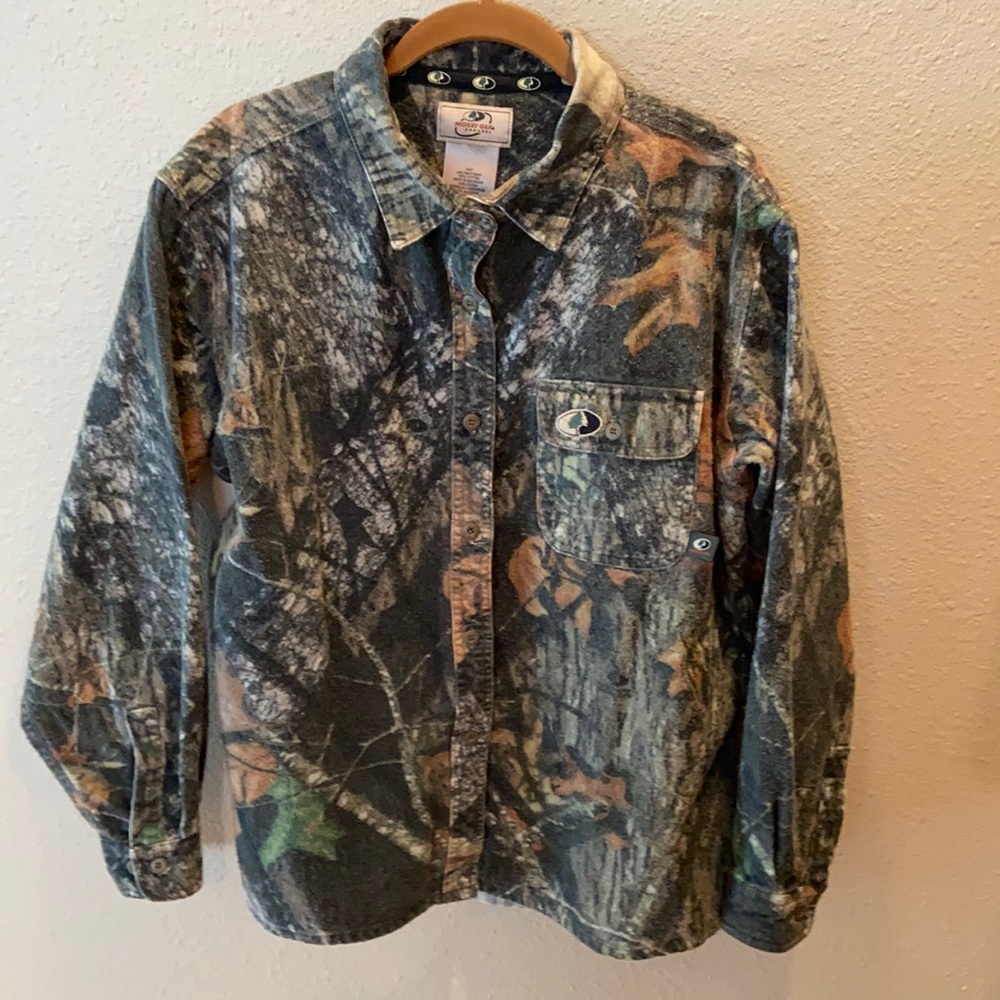 Mossy Oak camo flannel shirt!